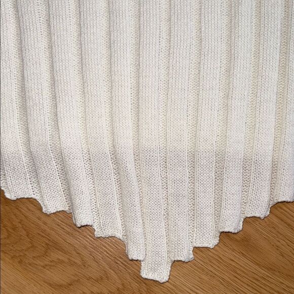 White Ribbed Knit Sweater Cropped Size Large - Picture 2 of 5